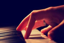 更新战伤病报告 东契奇和詹姆斯大概率出战.